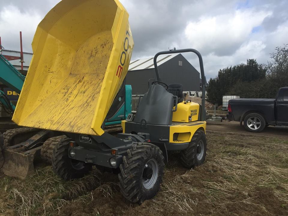 Dumpers op banden huren (Neuson)