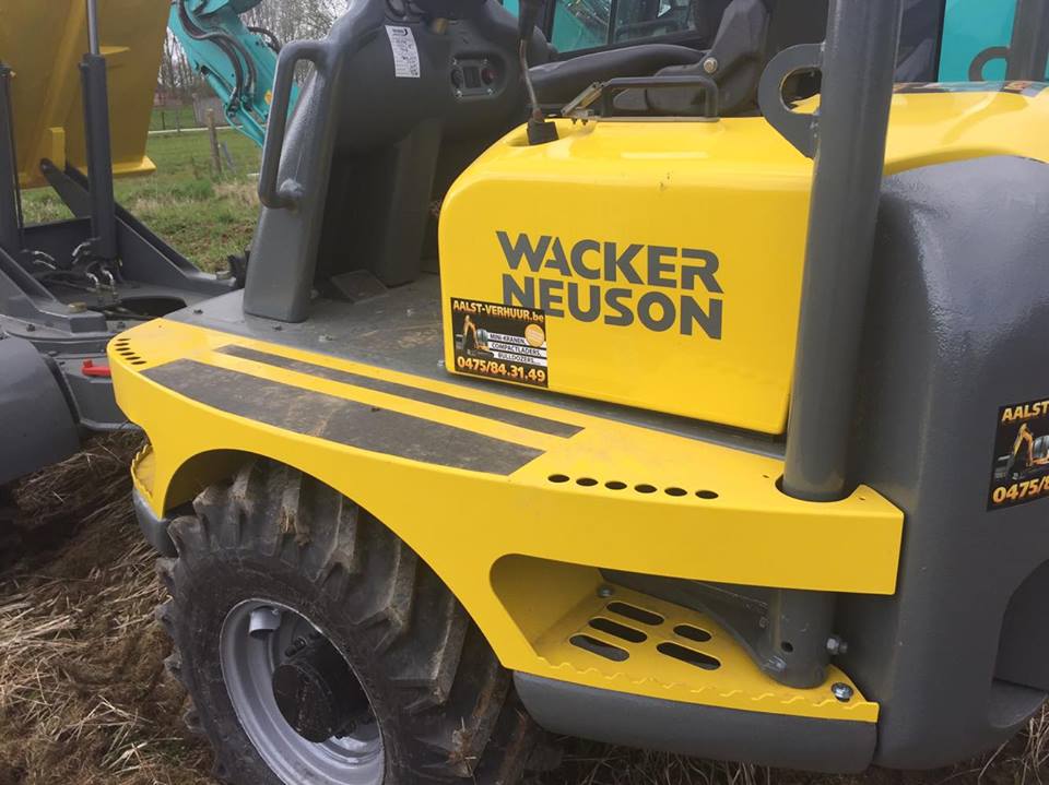 Dumpers op banden huren (Neuson)
